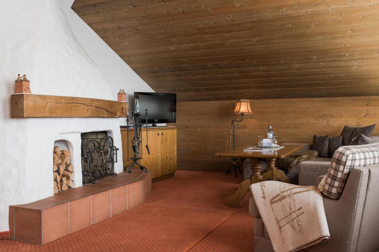 Bed&Breakfast Hotel Guggis Zürs Eksteriør billede