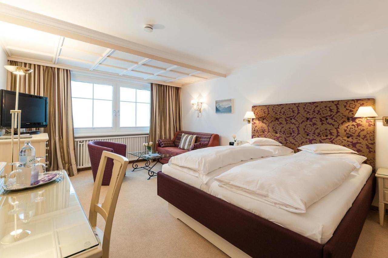 Bed&Breakfast Hotel Guggis Zürs Eksteriør billede