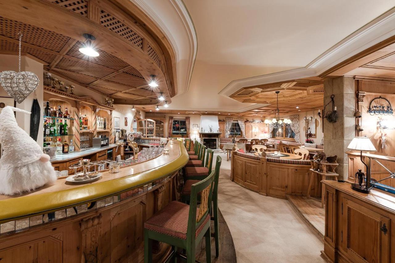 Bed&Breakfast Hotel Guggis Zürs Eksteriør billede