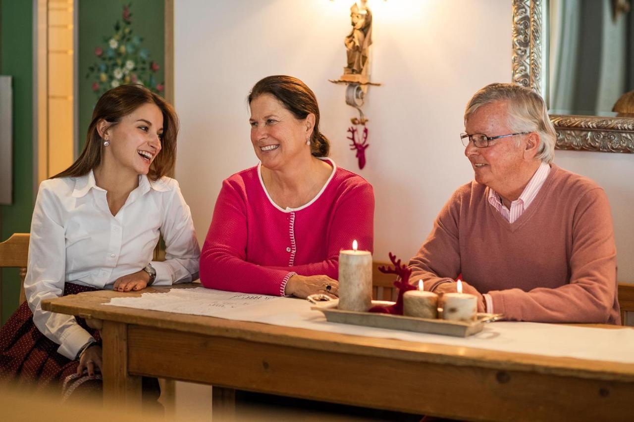 Bed&Breakfast Hotel Guggis Zürs Eksteriør billede