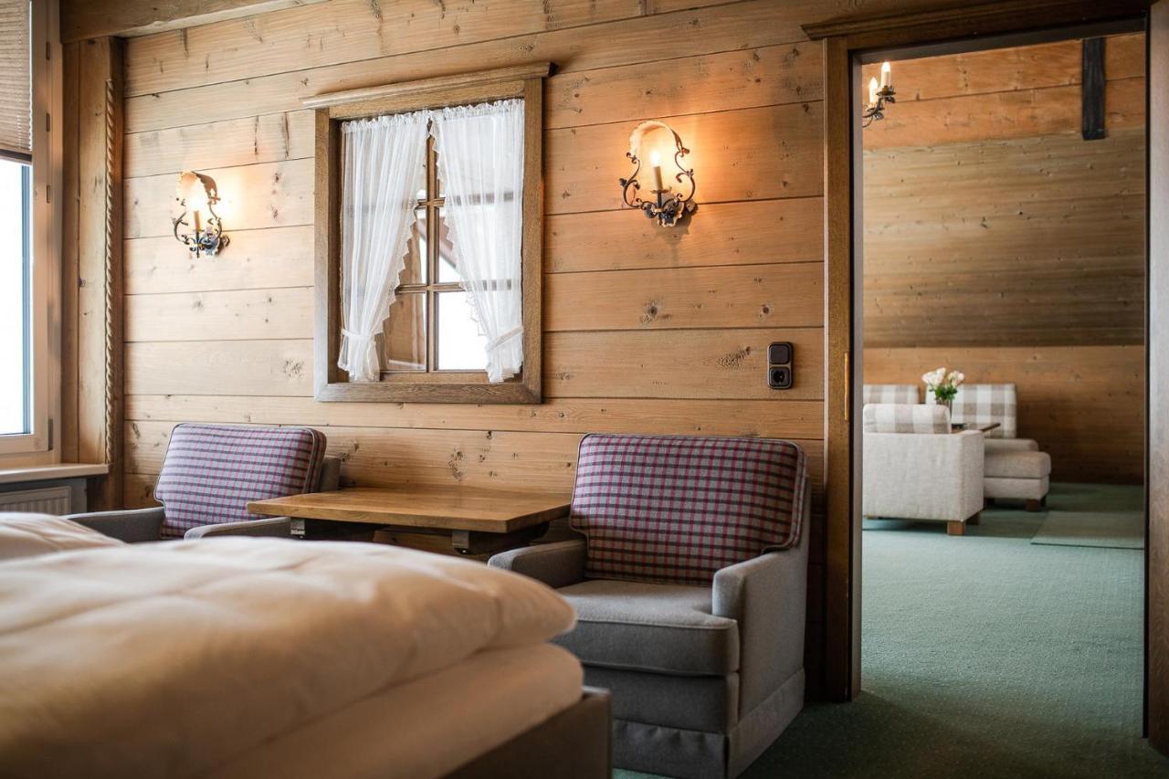 Bed&Breakfast Hotel Guggis Zürs Eksteriør billede
